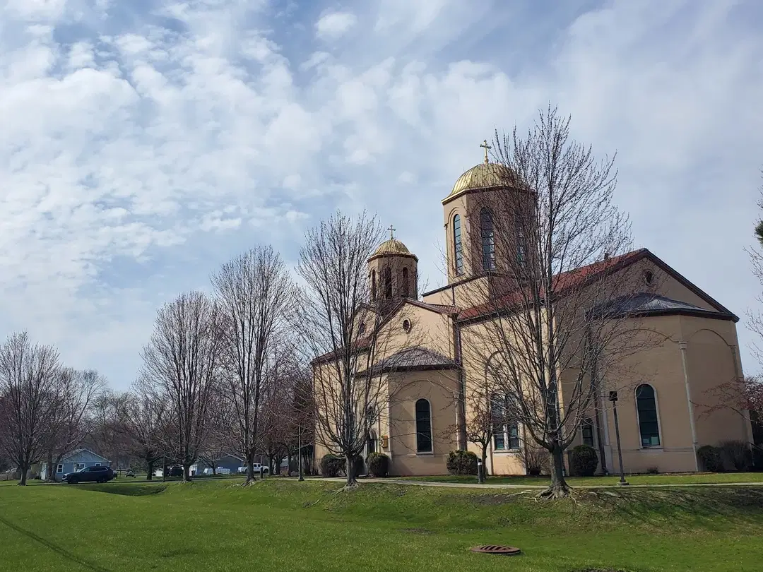 St. Archangel Michael Serbian Orthodox Church, Lansing, IL — photo 13 of 13