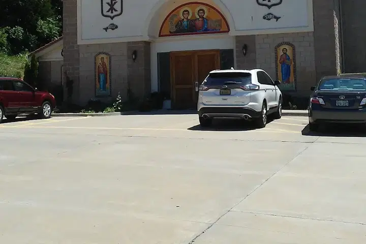 St. Basil Antiochian Orthodox Church, Kansas City, KS — photo 3 of 20