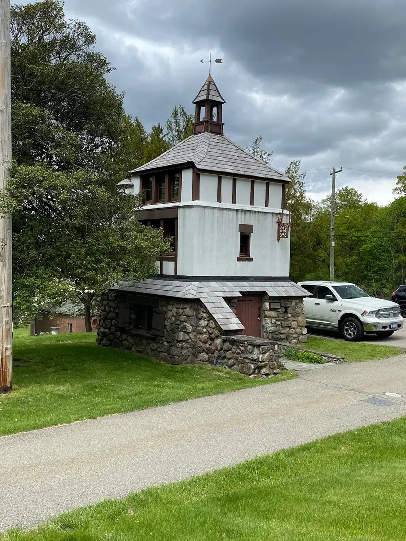 St. Basil Chapel, Garrison, NY — photo 6 of 6