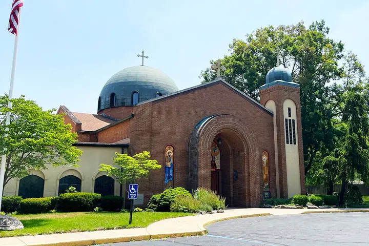 St. Elias Antiochian Orthodox Church, Sylvania, OH — photo 2 of 19
