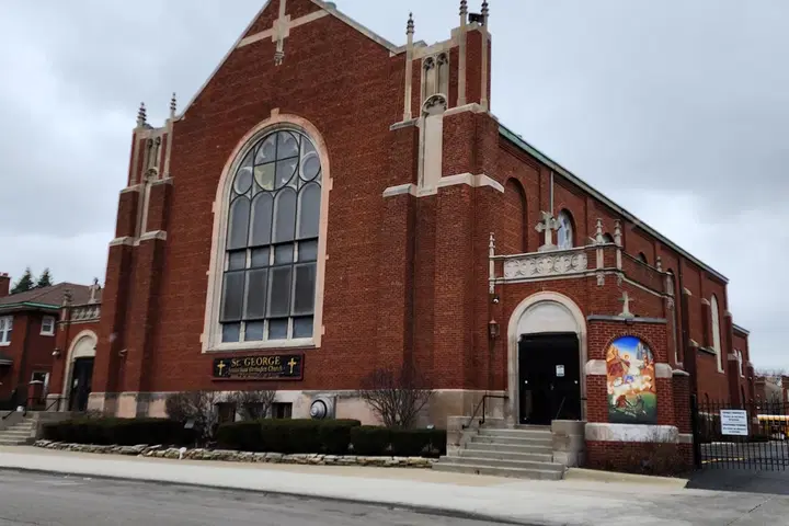 St. George Antiochian Orthodox Church, Cicero, IL — photo 2 of 20