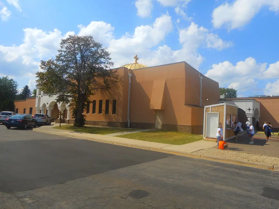 St. George Antiochian Orthodox Church, West St Paul, MN — photo 9 of 20