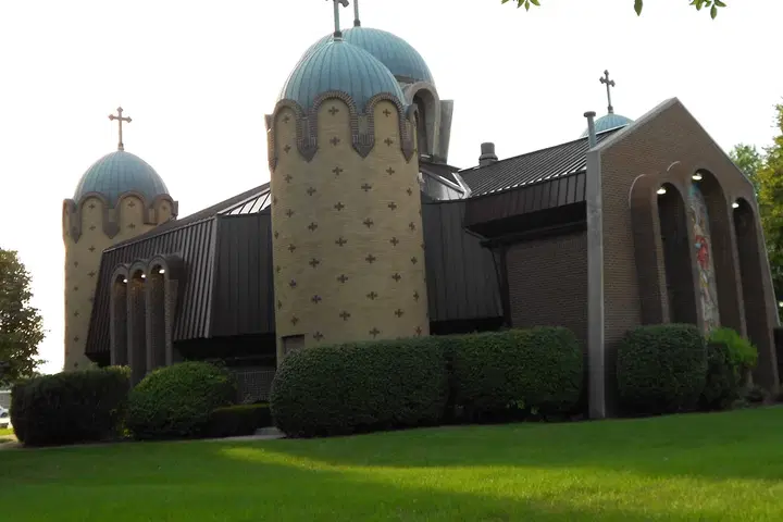 St. George Serbian Church, Joliet, IL — photo 5 of 9