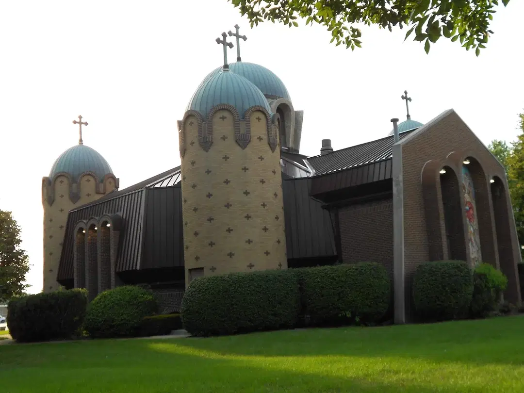 St. George Serbian Church, Joliet, IL — photo 5 of 9