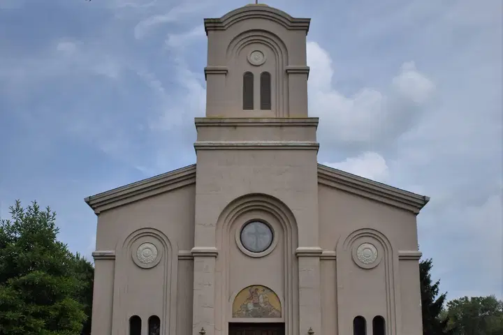 St. George Serbian Orthodox Church, Hermitage, PA — photo 5 of 10