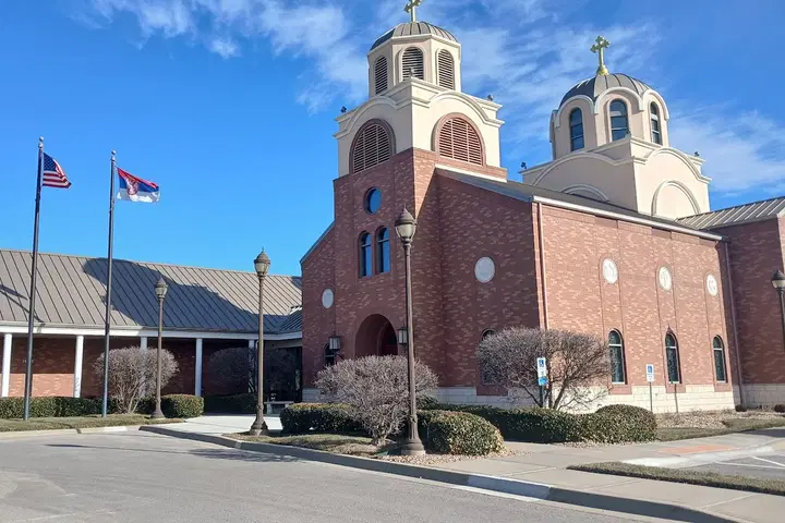 St. George Serbian Orthodox Church, Lenexa, KS — photo 2 of 20