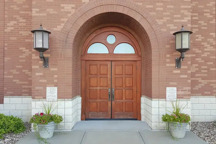 St. George Serbian Orthodox Church, Lenexa, KS — photo 5 of 20