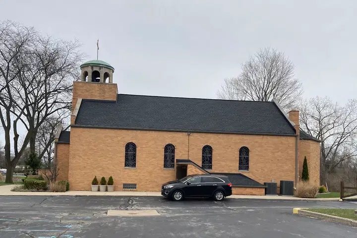 St. George Serbian Orthodox Church, Monroe, MI — photo 2 of 4