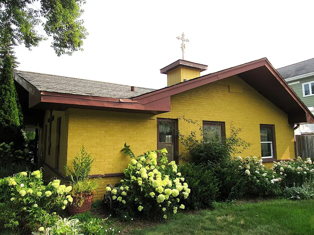 St. Innocent Orthodox Church, Carol Stream, IL — photo 5 of 16