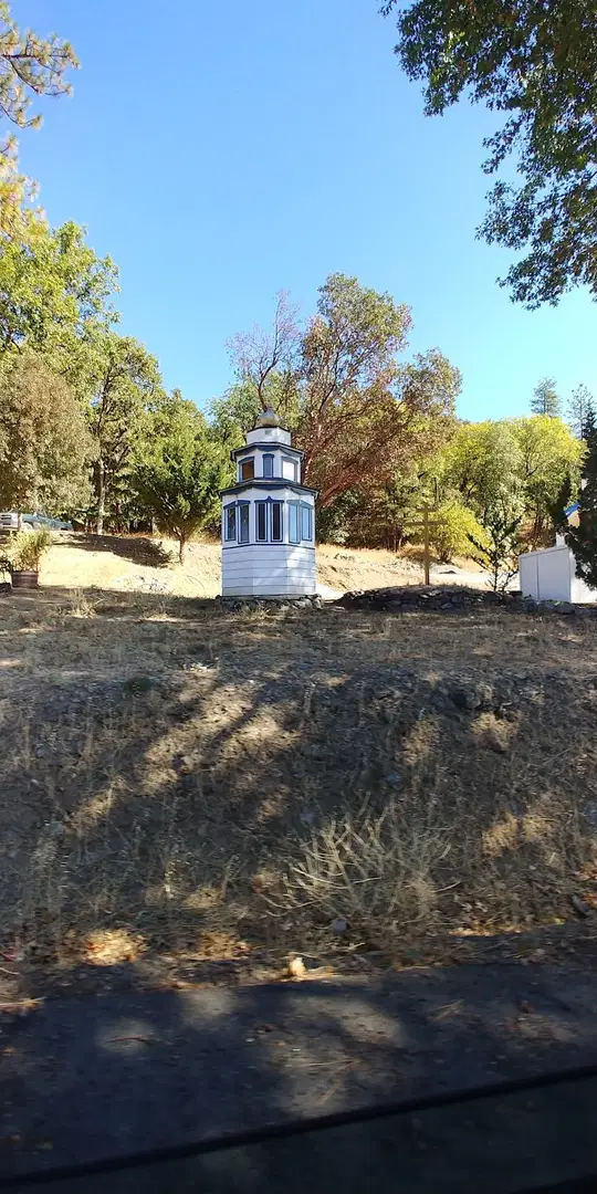 St. Innocent's Orthodox Church, Gold Hill, OR — photo 18 of 20