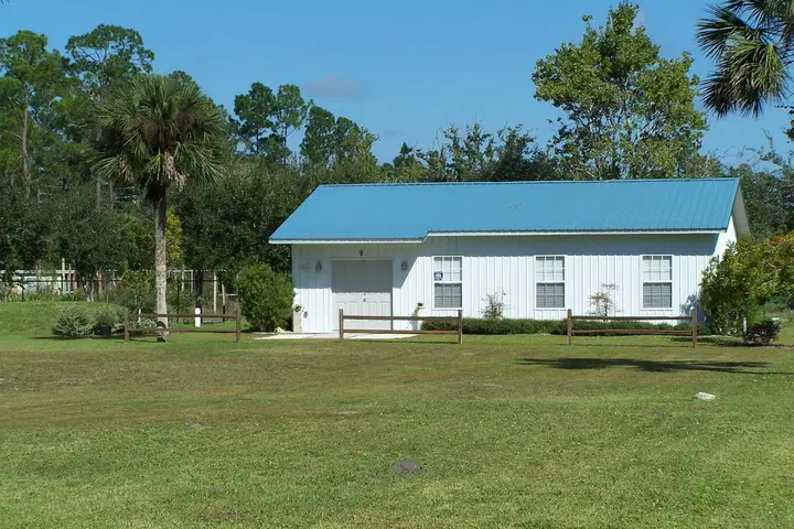 St. John of Kronstadt Orthodox Church, Bunnell, FL — photo 5 of 6