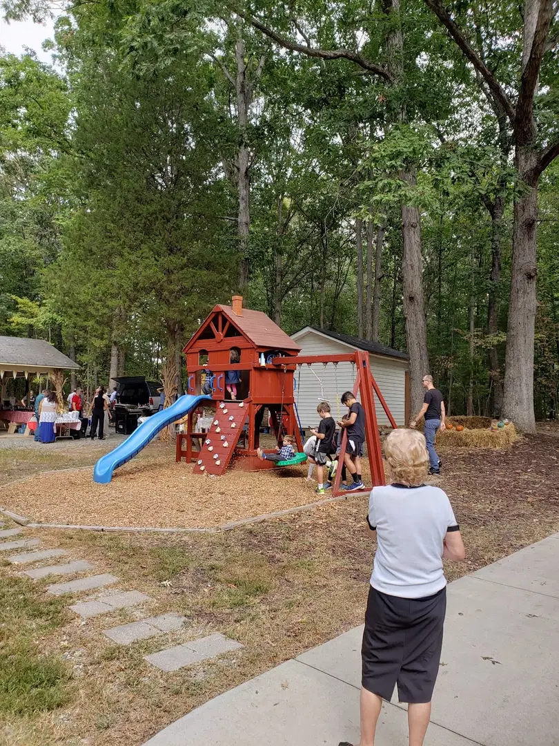 St. John the Baptizer Romanian Ortodox Church, Kannapolis, NC — photo 19 of 20