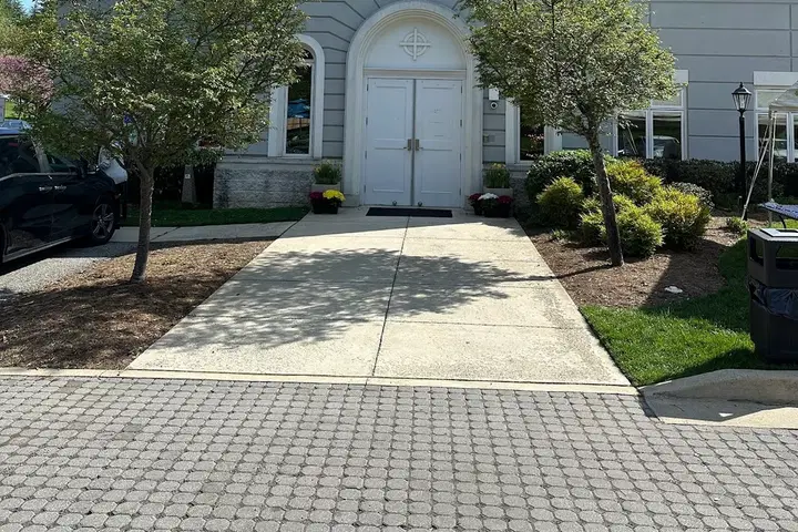 St. Luke Serbian Orthodox Church, Potomac, MD — photo 2 of 20