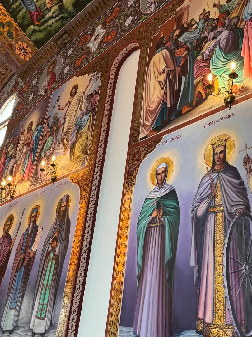 St. Mary Romanian Orthodox Church, Anaheim, CA — photo 9 of 17