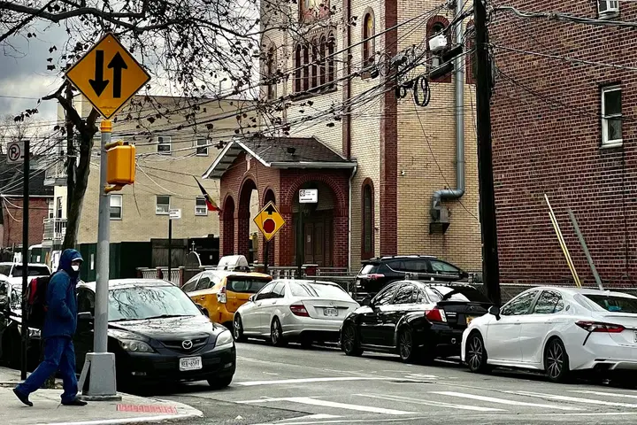 St. Mary's Romanian Orthodox Church, Elmhurst, NY — photo 3 of 10