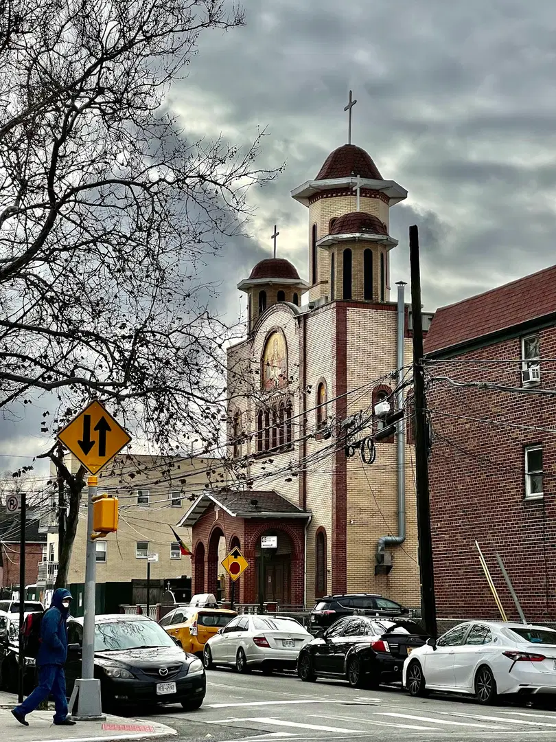 St. Mary's Romanian Orthodox Church, Elmhurst, NY — photo 3 of 10