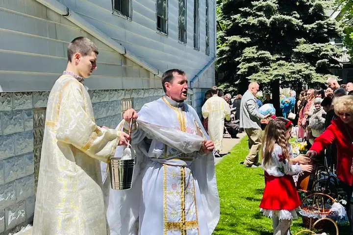 St. Mary's Ukrainian Orthodox Church, Milwaukee, WI — photo 5 of 7