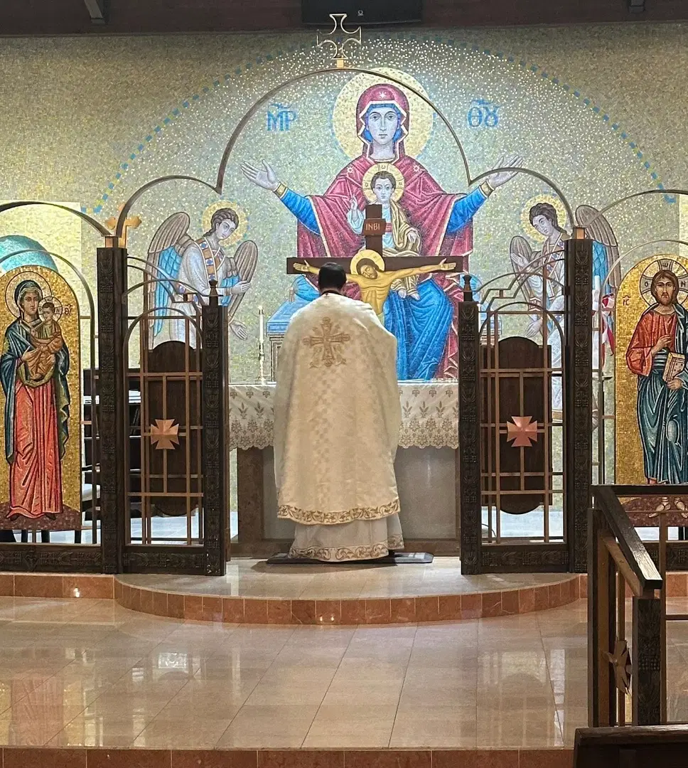 St. Nicholas Greek Orthodox Church, Lorain, OH — photo 3 of 11