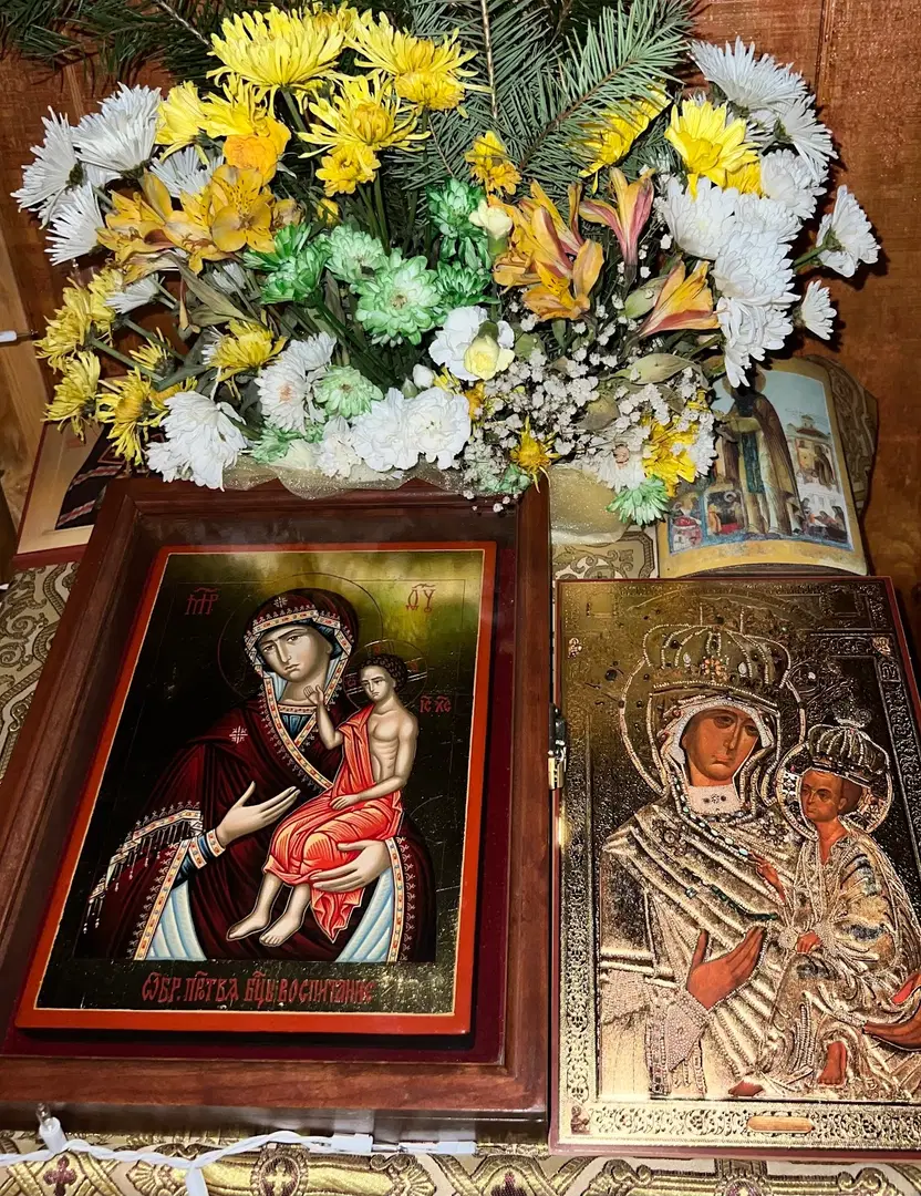 St. Nicholas of Myra Orthodox Church a Ukrainian Parish of the Orthodox Church in America, McHenry, IL — photo 12 of 19