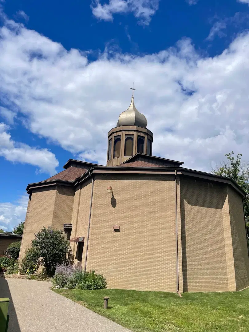 St. Nicholas Orthodox Church, Burton, MI — photo 4 of 12