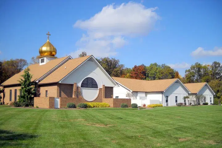St. Nicholas Orthodox Church (Carpatho-Russian), Warren, OH — photo 3 of 20