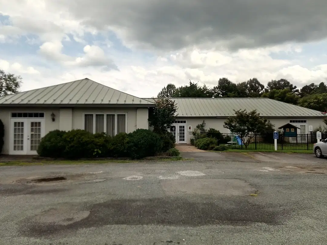 St. Nicholas Orthodox Church, Greenwood, VA — photo 8 of 14