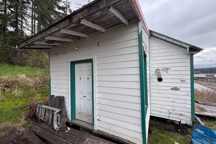 St. Nicholas Orthodox Church, Hoonah, AK — photo 2 of 7