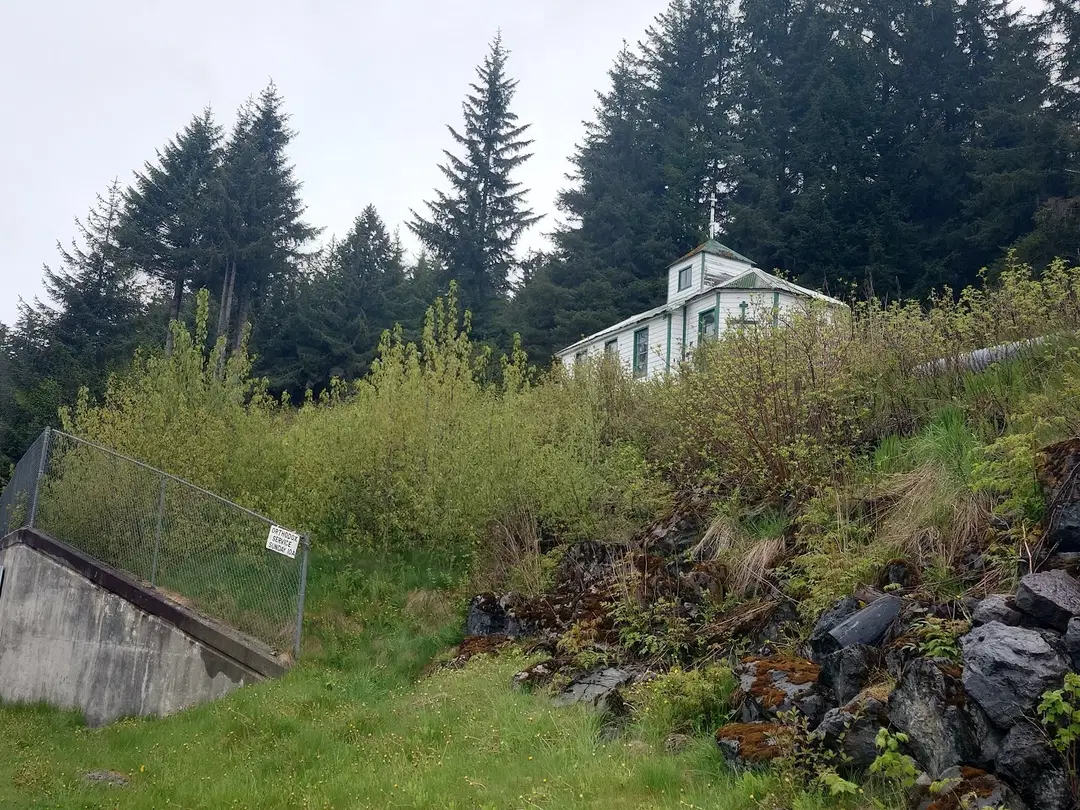 St. Nicholas Orthodox Church, Hoonah, AK — photo 6 of 7