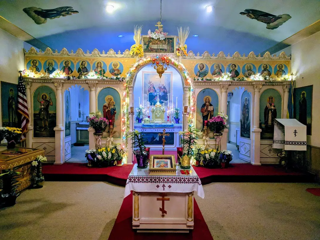 St. Nicholas Ukrainian Orthodox Church, Lakewood, OH — photo 7 of 10