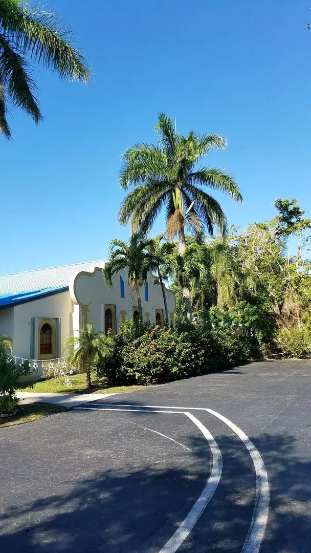 St. Nicholas Ukrainian Orthodox, Cooper City, FL — photo 11 of 17