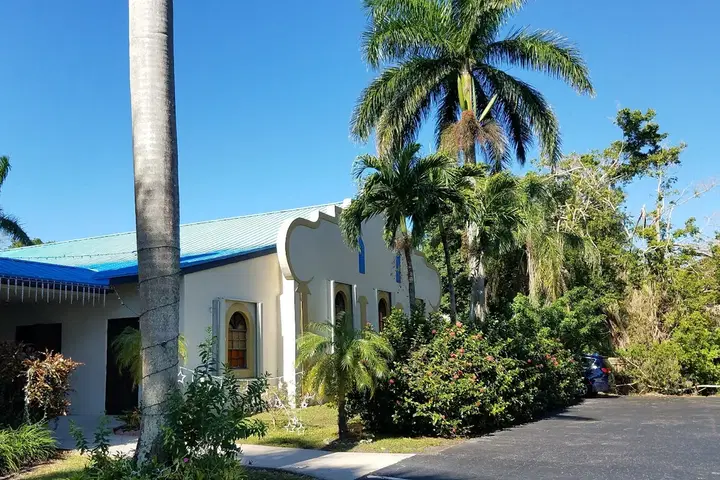 St. Nicholas Ukrainian Orthodox, Cooper City, FL — photo 5 of 17