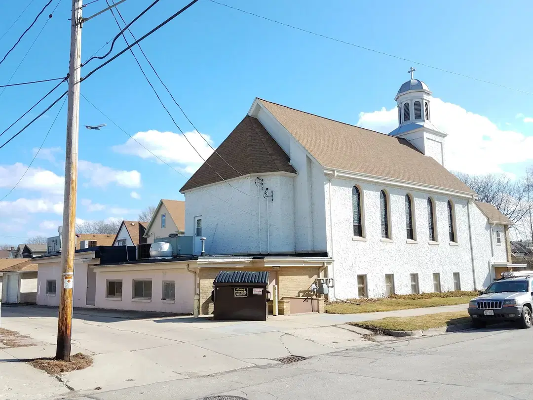 St. Nikola Serbian Orthodox Church, Cudahy, WI — photo 14 of 20