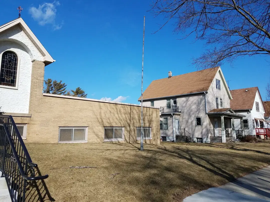 St. Nikola Serbian Orthodox Church, Cudahy, WI — photo 6 of 20