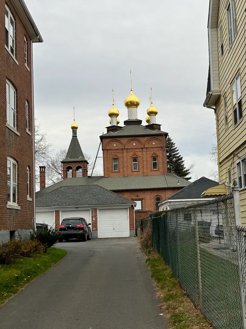St. Panteleimon Russian Orthodox Church, Hartford, CT — photo 12 of 15