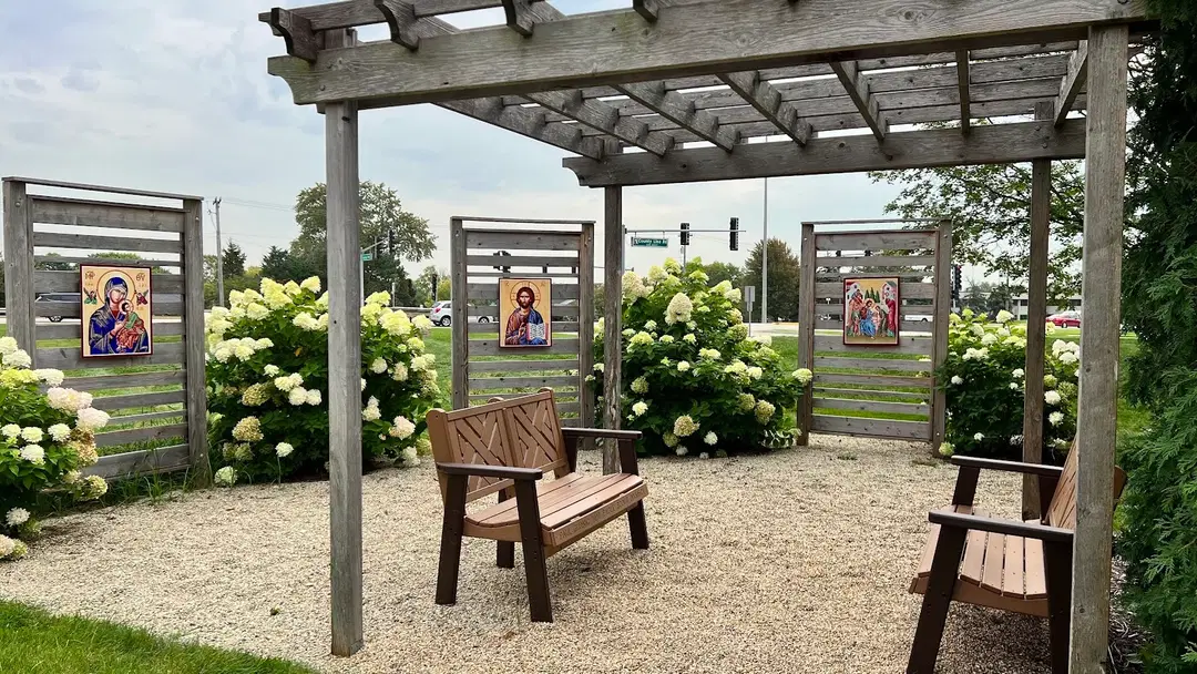 St. Peter & St. Paul Orthodox Church, Burr Ridge, IL — photo 10 of 16