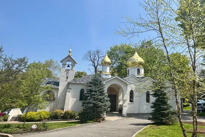 St. Seraphim's Russian Orthodox Church, Sea Cliff, NY — photo 1 of 18