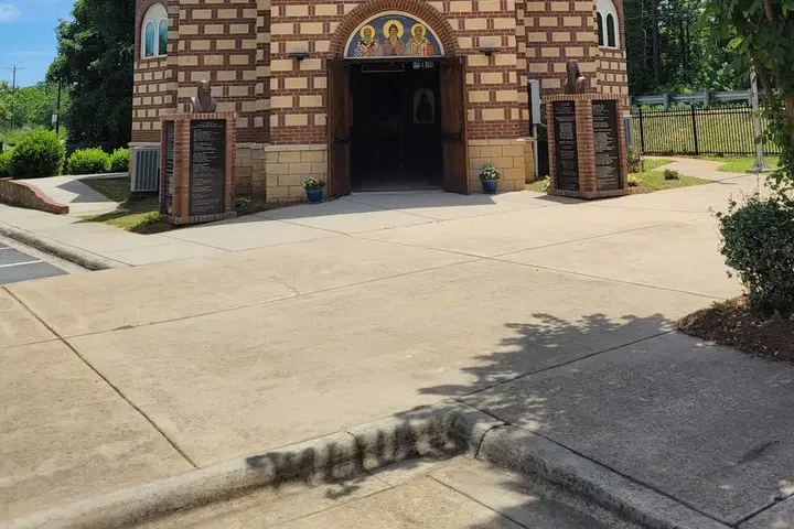 St. Simeon Serbian Orthodox Church, Charlotte, NC — photo 3 of 17