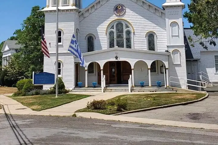 Sts. Anargyroi Taxiarchis And Gerasimos, Greenport, NY — photo 2 of 20