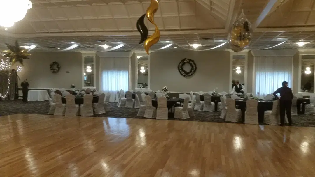 Sts. Peter and Paul Macedonian Orthodox Cathedral, Crown Point, IN — photo 1 of 19