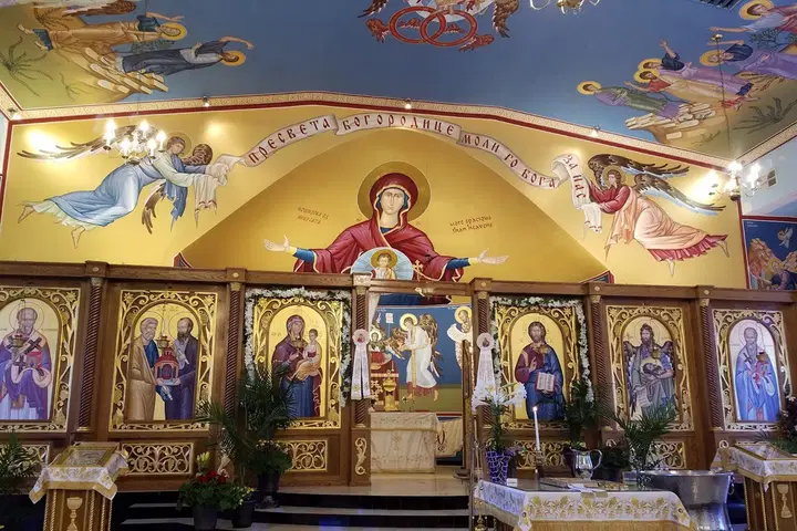Sts. Peter and Paul Macedonian Orthodox Cathedral, Crown Point, IN — photo 5 of 19