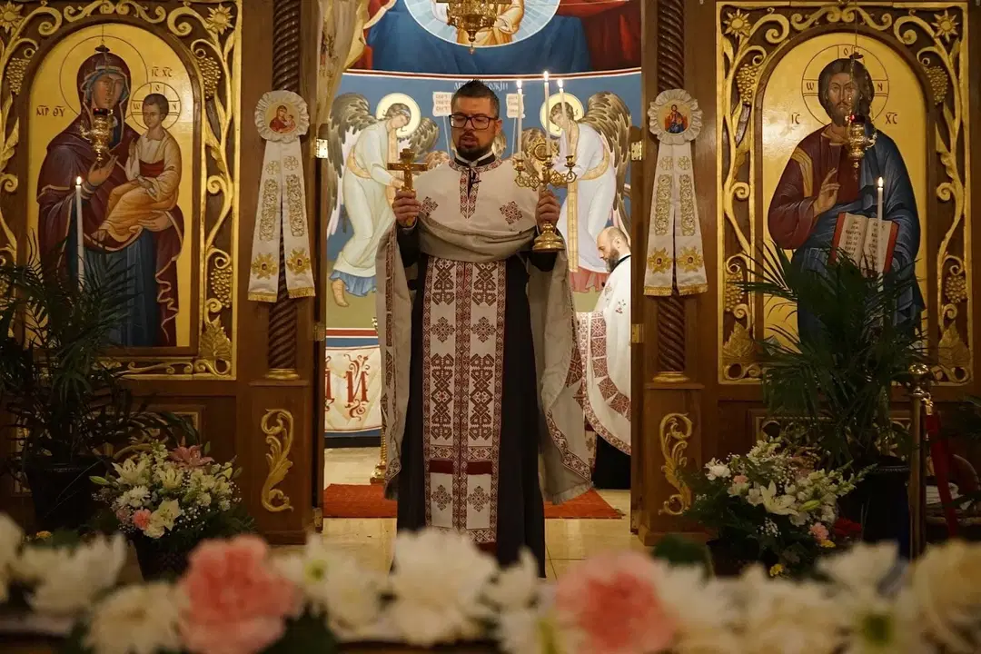 Sts. Peter and Paul Macedonian Orthodox Cathedral, Crown Point, IN — photo 8 of 19