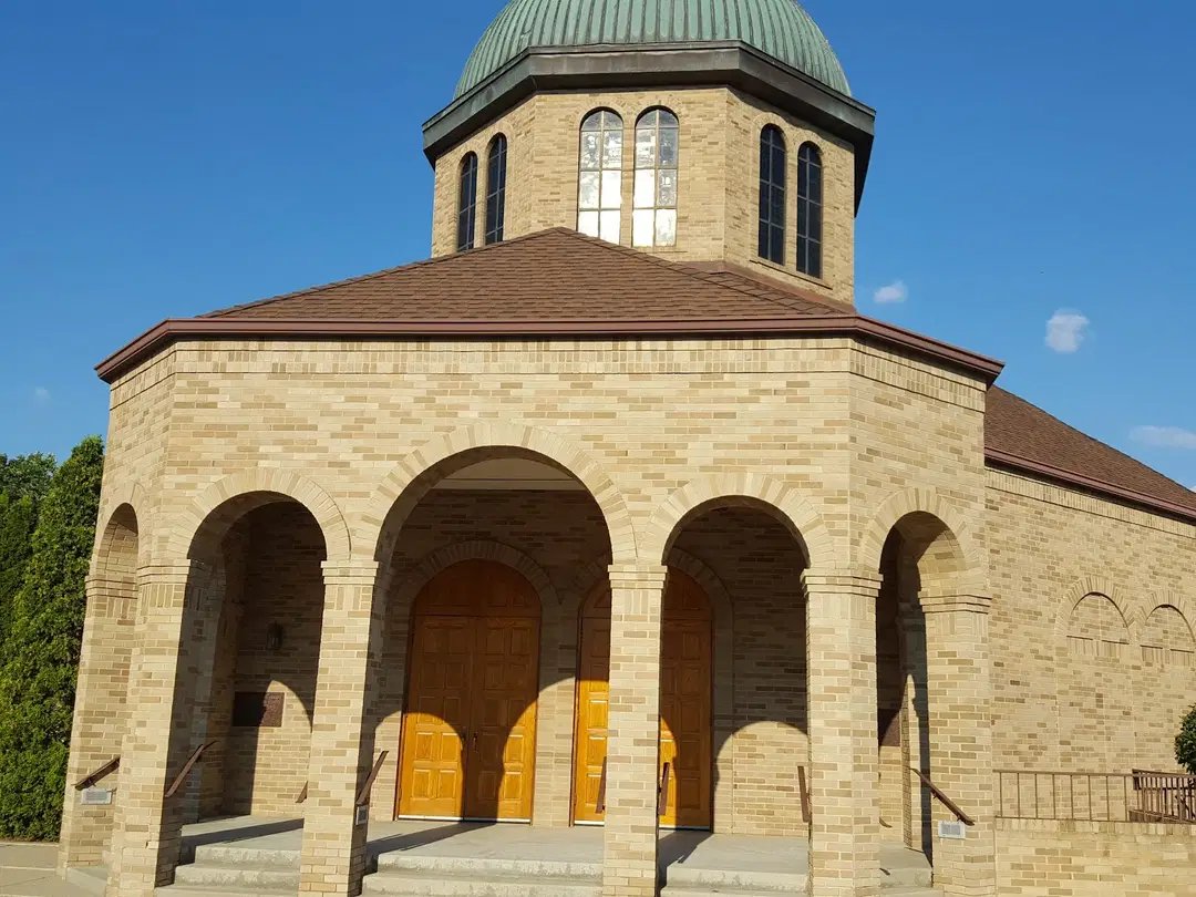 Sts. Peter and Paul Romanian Orthodox Church, Dearborn Heights, MI — photo 6 of 17