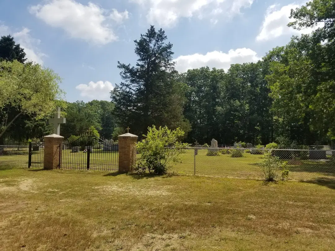 Sts. Peter and Paul Ukrainian Orthodox Church, Millville, NJ — photo 4 of 11