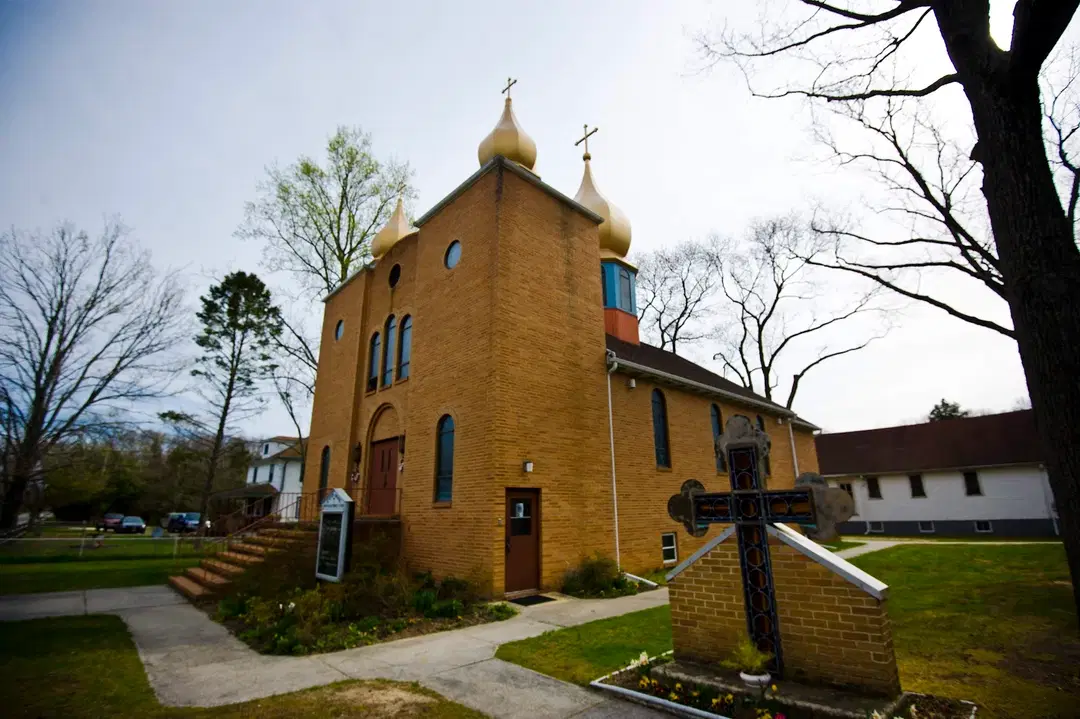 Sts. Peter and Paul Ukrainian Orthodox Church, Millville, NJ — photo 9 of 11