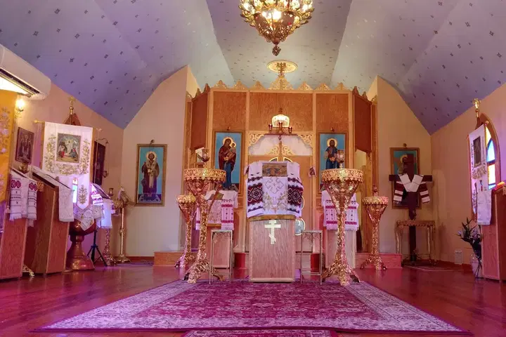 Sts. Peter and Paul Ukrainian Orthodox Church, West Islip, NY — photo 1 of 5