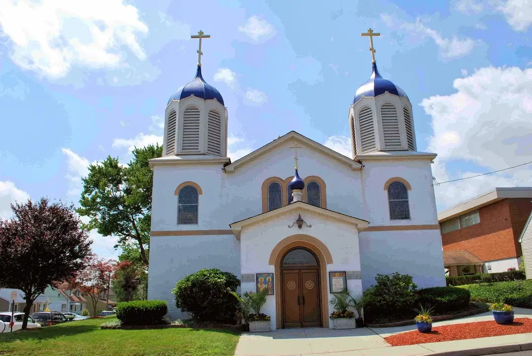 Sts. Peter & Paul Eastern Orthodox Church, Manville, NJ — photo 17 of 18