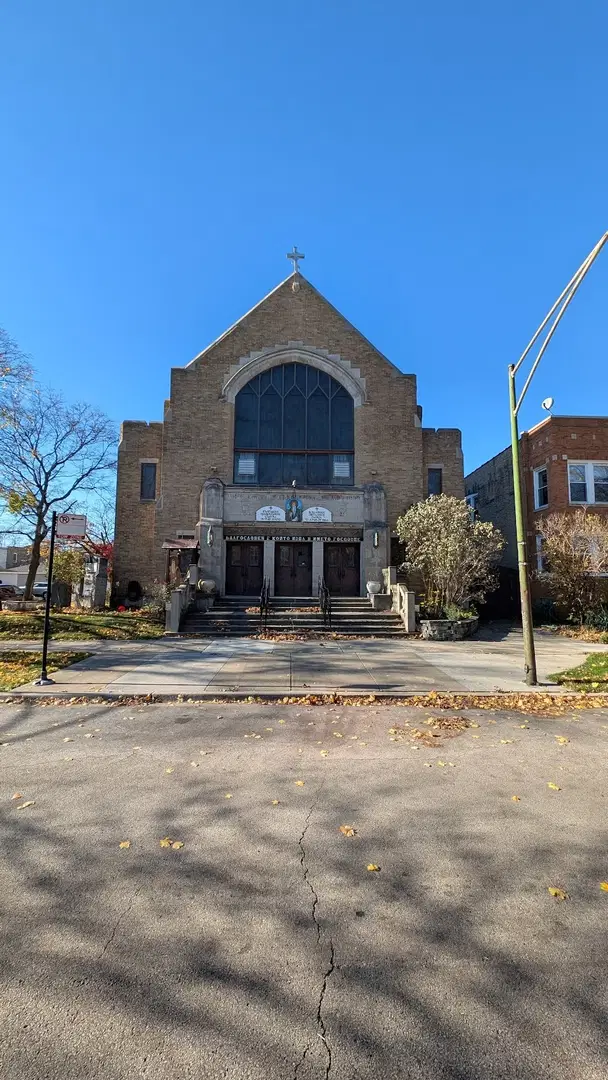 Sv. Ivan Rilski Bulgarian Orthodox Church, Chicago, IL — photo 17 of 20