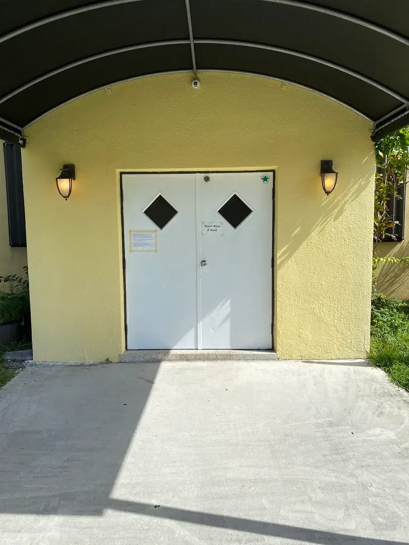 Three Hierarchs Russian Orthodox Church, Hollywood, FL — photo 17 of 19