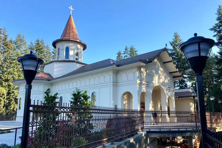 Three Holy Hierarchs Romanian Orthodox Church, Mountlake Terrace, WA — photo 1 of 20