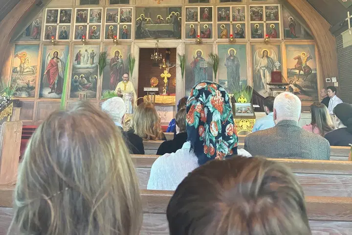 Transfiguration Greek Orthodox Church, Charlottesville, VA — photo 3 of 5